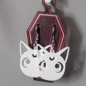 💀NEW 💀 Artemis  Cat Earrings